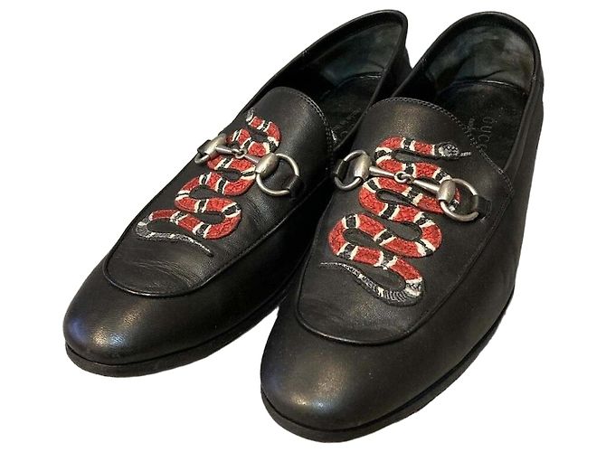 Gucci Schlangenmuster Loafer Schwarz