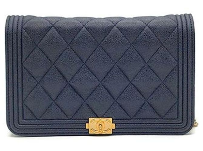 Boy Chanel Mini borsa a tracolla WOC in Caviar Blu