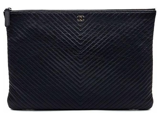 Chanel Chevron Clutch Caviar Large Schwarz