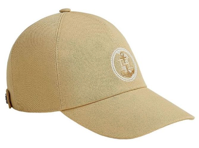 Hermès Boné Dourado