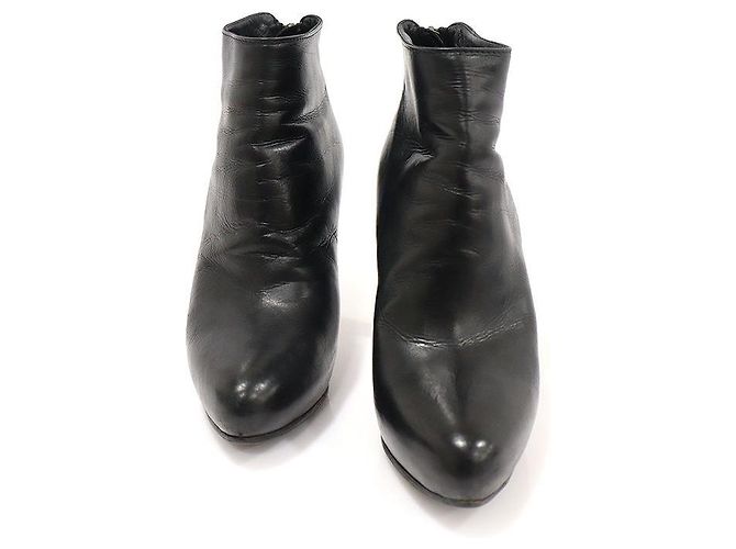 Prada Stivaletti con zip in pelle nera da donna Nero