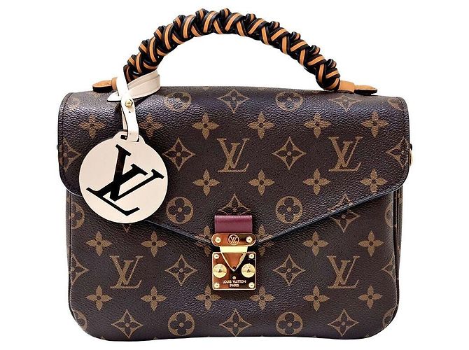 Louis Vuitton Pochette Metis Black