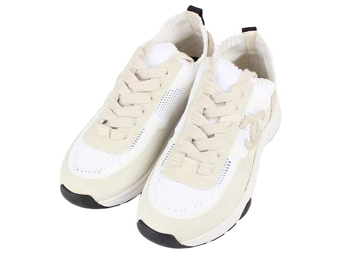 Chanel Strick-Wildleder-Sneaker Creme Weiß