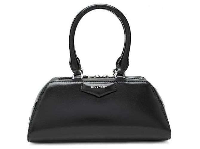 Givenchy Mini bolso Antigona East-West en piel box