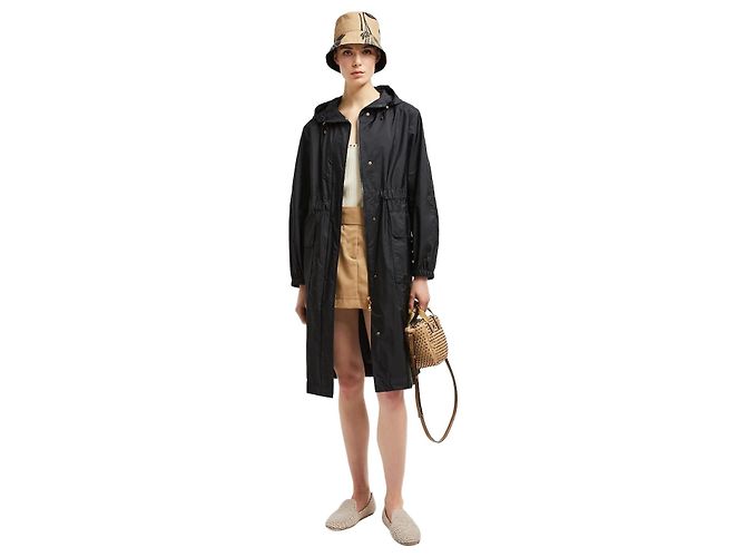 Moncler Capa de chuva com capuz recondicionada Tamanho Multicor