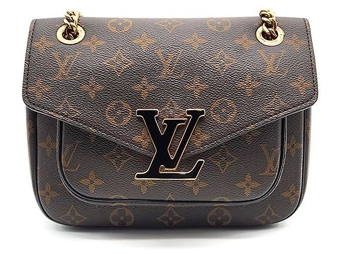 Louis Vuitton Pochette Monogram Multicolor
