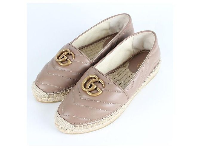 Gucci Espadrilles de couro sem cadarço rosa
