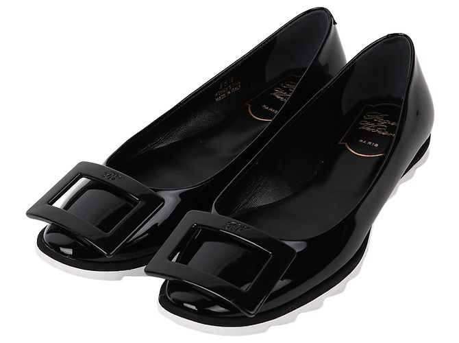 Roger Vivier Sapatilhas de verniz com ilhós Preto