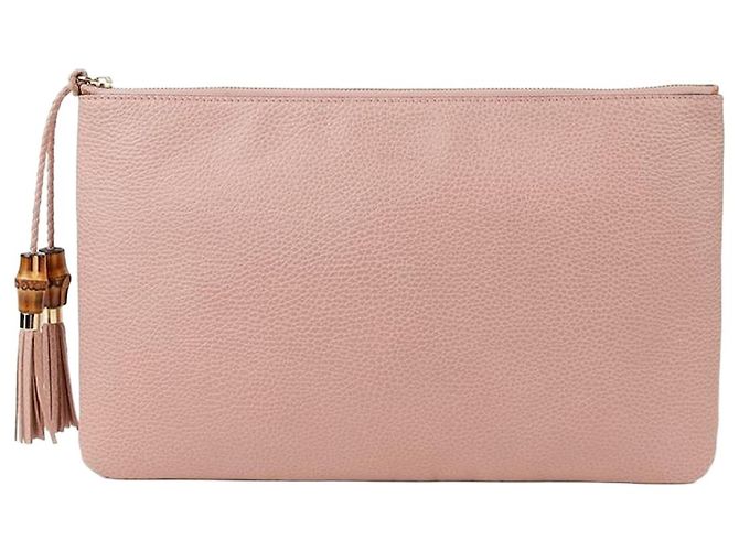 Bamboo Gucci Clutch de couro rosa com borla de bambu