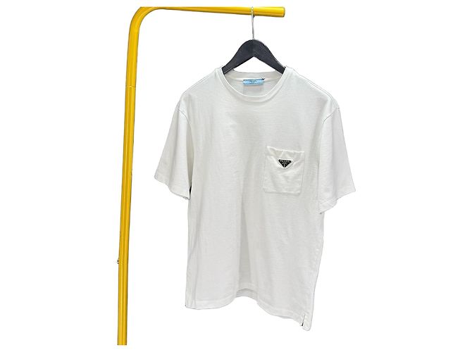 Prada Kurzarm-T-Shirt mit Tasche und Triangle-Logo Weiß