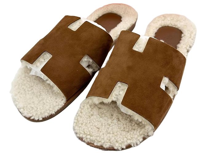 Hermès Sandali e pantofole in shearling Izmir Multicolore