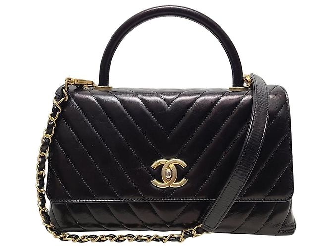 Chanel Black Vintage Calfskin Chevron Coco Handle Medium