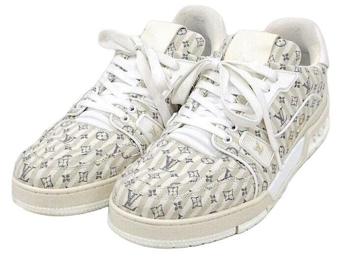 Louis Vuitton Trainer Sneakers LV Monogram Stripe Silber