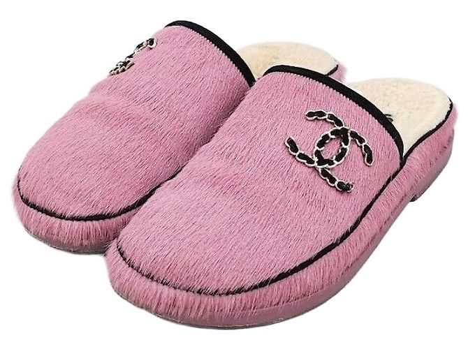 Chanel CC Logo Shearling Suede Mule Pink