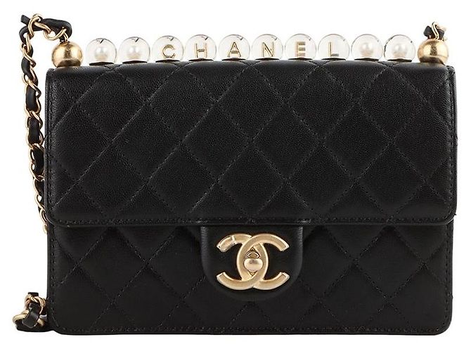 Chanel Borsa a tracolla con patta in perline acriliche Medium Nero