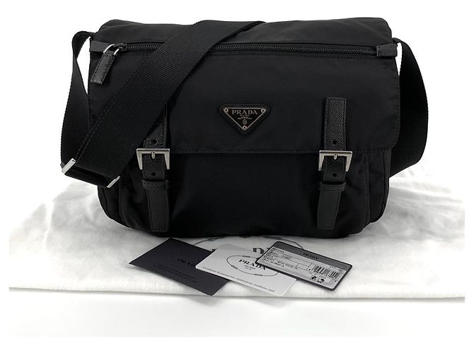 Prada Borsa a tracolla in nylon con logo triangolare Nero
