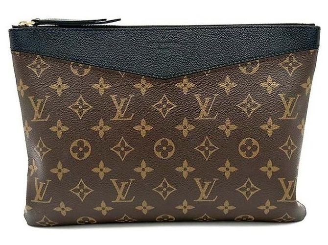 Louis Vuitton Pochette Daily Multicolore