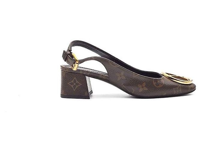 Louis Vuitton Zapatos slingback Monogram Madeleine Castaño