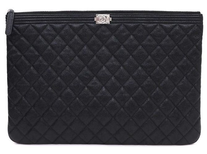 Le Boy Chanel Clutch Large Silver Boy da Black Caviar Preto