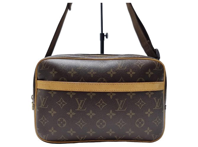 Louis Vuitton Bolsa de Ombro Monogram Reporter PM Multicor