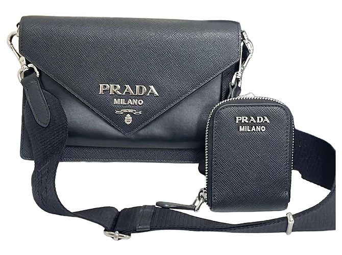 Prada Borsa a tracolla a bustina in Saffiano nero