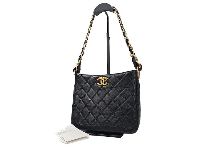 Chanel Bolsa Hobo de pele de cordeiro Prata