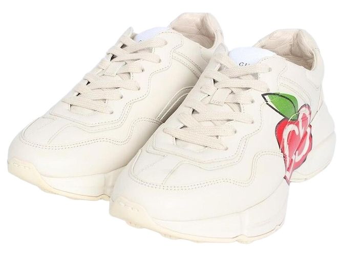 Gucci Sneaker mit Apple-Logo aus Messing Weiß