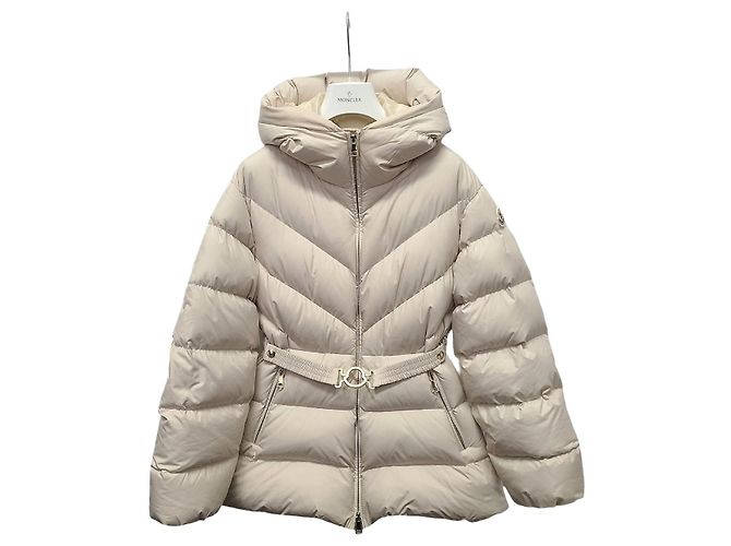 Moncler Jaqueta de plumas curta acolchoada bege com capuz e cinto Marrom