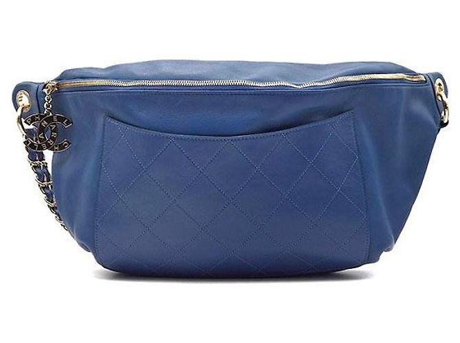 Chanel Oversized Gürteltasche Pharrell Williams Blau