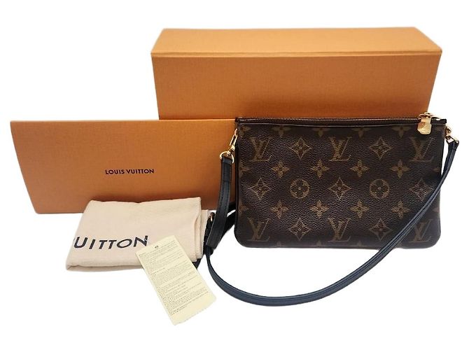 Louis Vuitton Pochette Double Zip Condition
