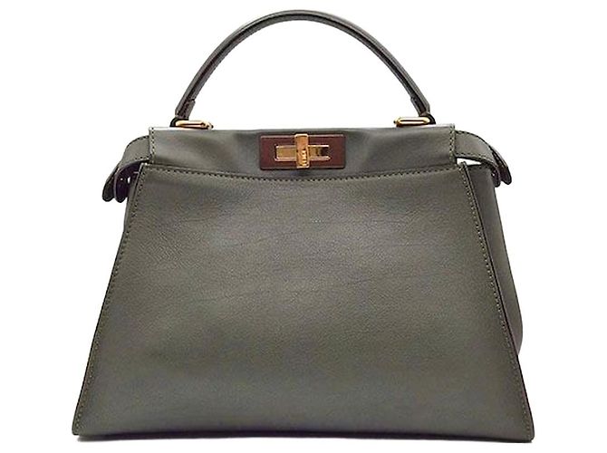 Fendi Peekaboo Regular Marrom