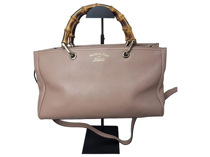 Bamboo Gucci Couro com detalhes em ouro claro bambu em Indie Pink Rosa