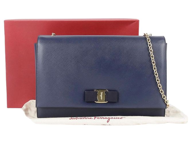 Salvatore Ferragamo Bolso de hombro y bandolera Genie Barra en piel Saffiano azul marino