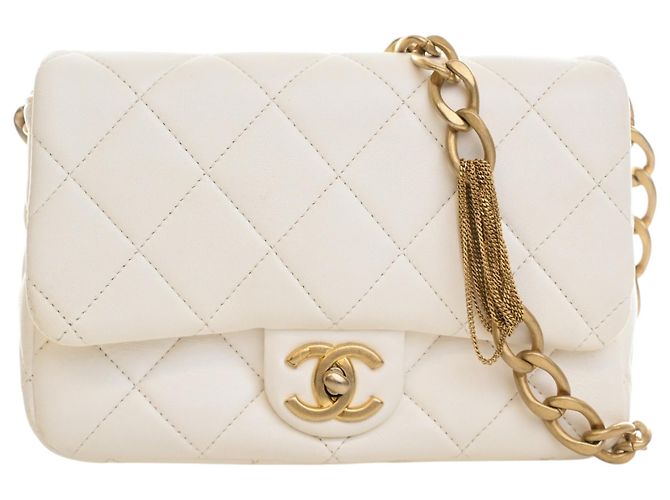 Chanel White Small Quilted Lambskin Chain Flap Blanco