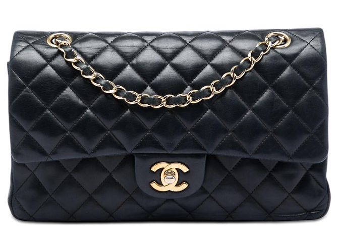 Chanel Black Medium Classic Lambskin Double Flap Preto