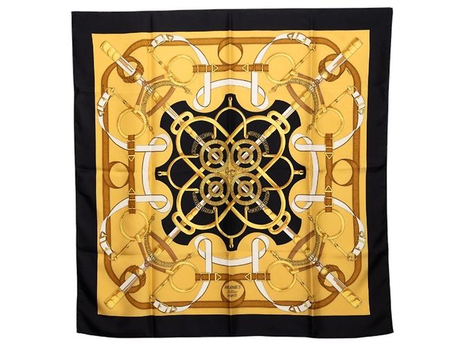 Hermès Lenço Hermes Carre 90 Eperon d'or Preto Amarelo