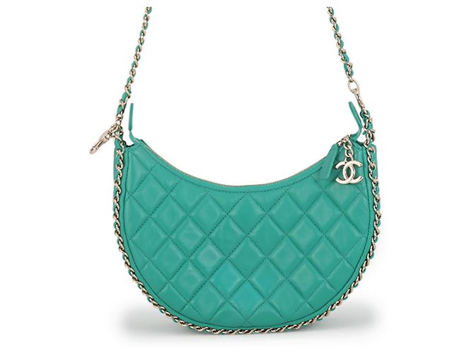 Bolso Hobo Chanel Small de matelassé verde