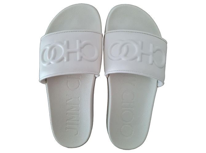 Jimmy Choo Azari Leder-Pantoletten in Ecru Weiß