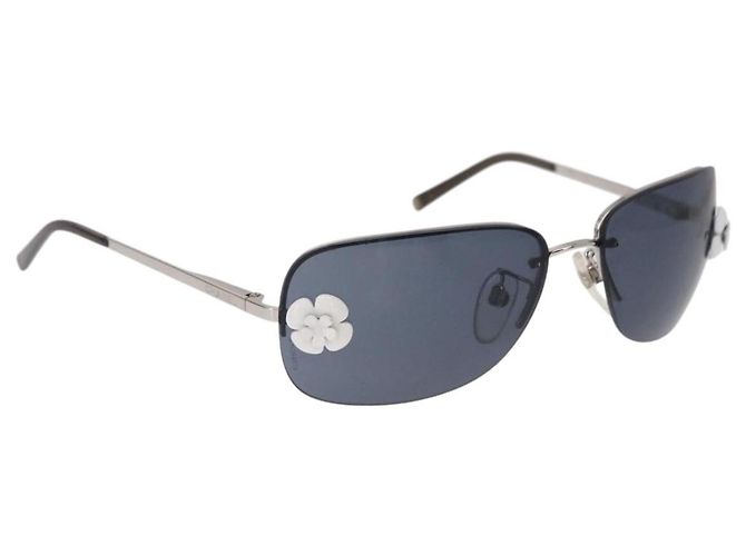 Gafas de sol CHANEL Camelia Metal Light Blue Silver CC Auth SW2597V Plata Azul claro