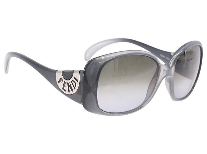 Gafas de sol FENDI de plástico gris Auth bs36208 Castaño