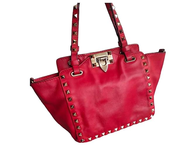 Sac cabas Valentino Garavani Rockstud en cuir petit, rouge 