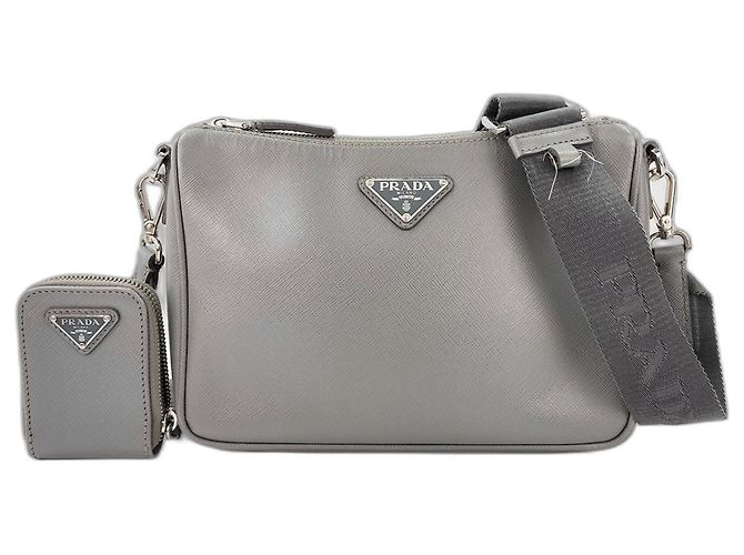 Bolsa de ombro em couro cinza Prada Marrom
