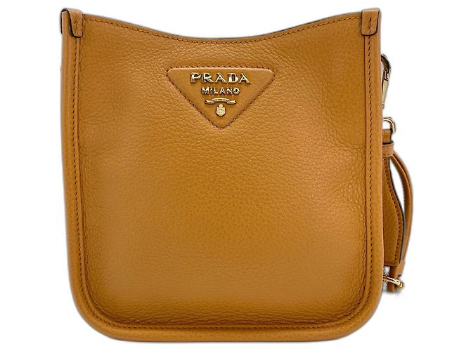Bolsa de ombro macia Prada Vitello Daino Marrom