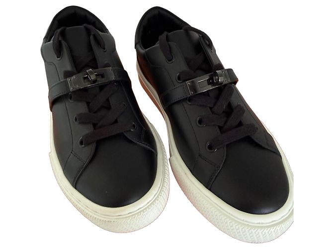 Sneakers basse Hermès Day in pelle nera Nero