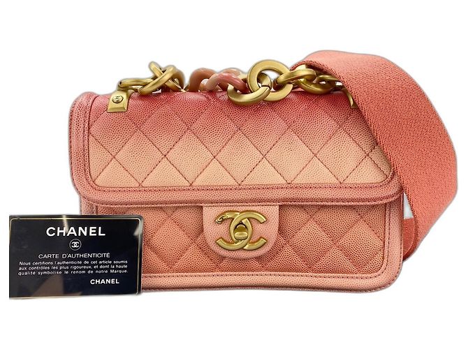 Borsa a tracolla Chanel Matelassé rosa