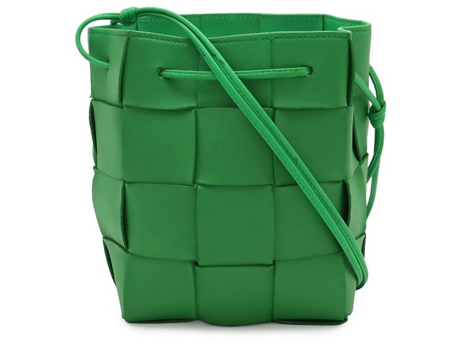 Bottega Veneta Cassette kleiner Eimerbeutel Grün