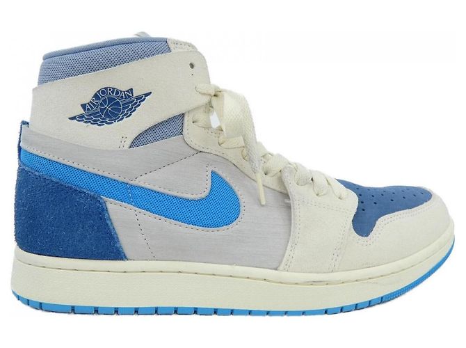 Autre Marque Nike Jordan Sneaker Braun Weiß Blau