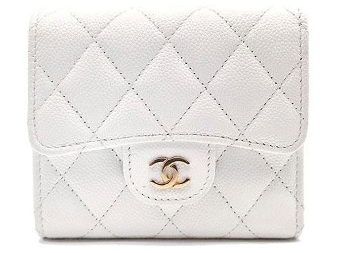 Chanel Caviar Wallet White