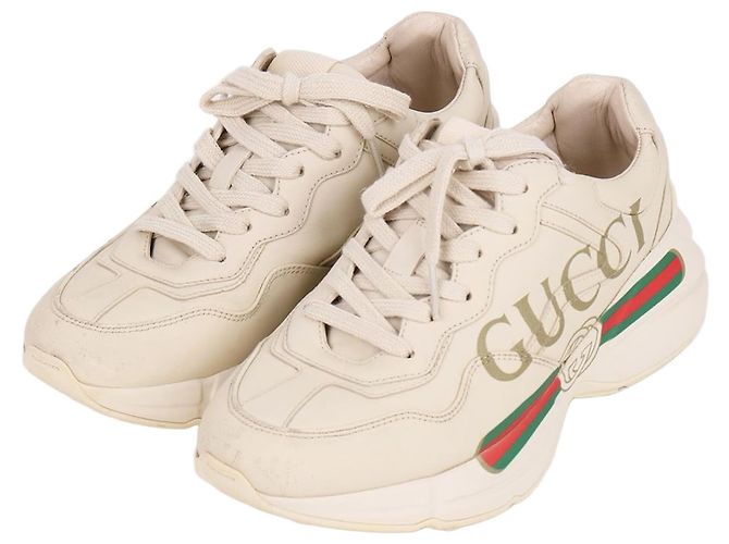 Gucci Baskets Rhyton avec logo Side Three Stripe Blanc