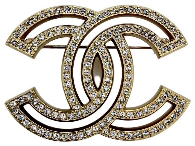 Chanel Spilla con Logo D'oro